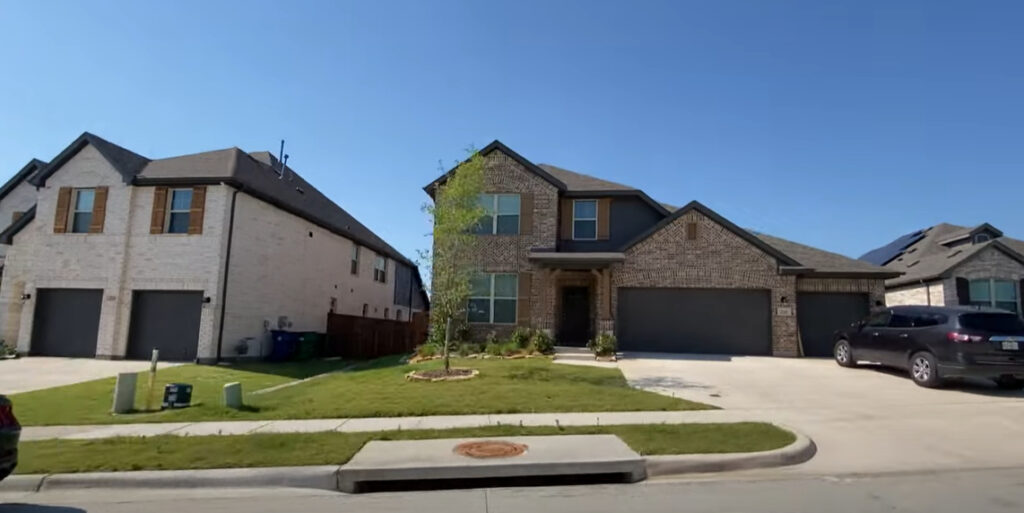 Living in Fate Texas 2022 NEW CONSTRUCTION and OPPORTUNITY? Moving